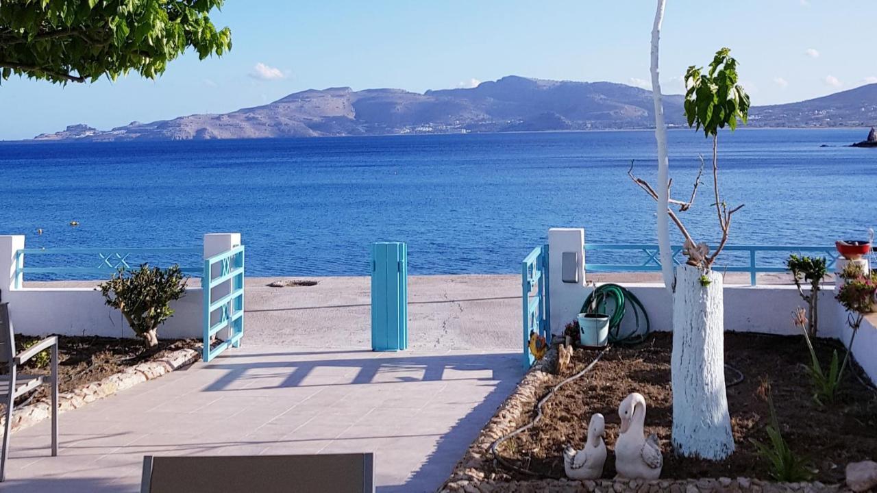 Haraki Mare Studios Beach Front Bagian luar foto